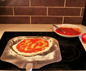 Making a Swedish capricciosa pizza, step 4. Making a Swedish capricciosa pizza, step 4.