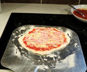 Making a Swedish capricciosa pizza, step 6. Making a Swedish capricciosa pizza, step 6.